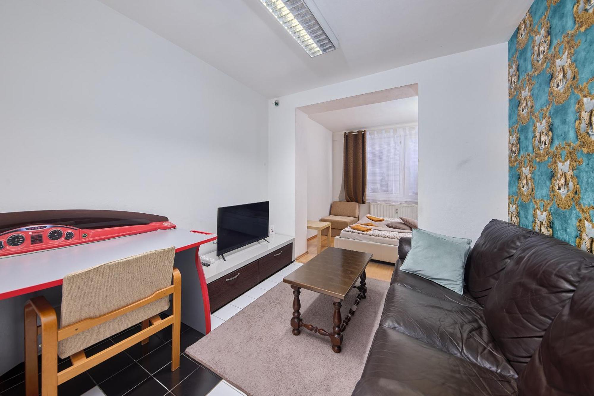 Destiny Apartment ブラチスラヴァ エクステリア 写真